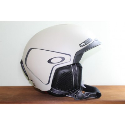 Шлем горнолыжный Oakley MOD 3 matte vanilla ice - фото 15429